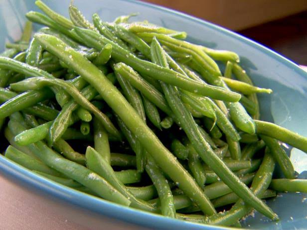 Green Beans Seasoned With Salt