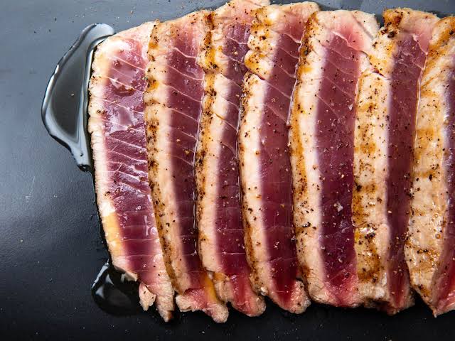Perfectly Sliced Grilled Tuna Steak